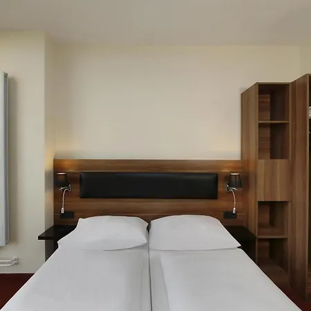 Hotel Berlin-adlershof 2*