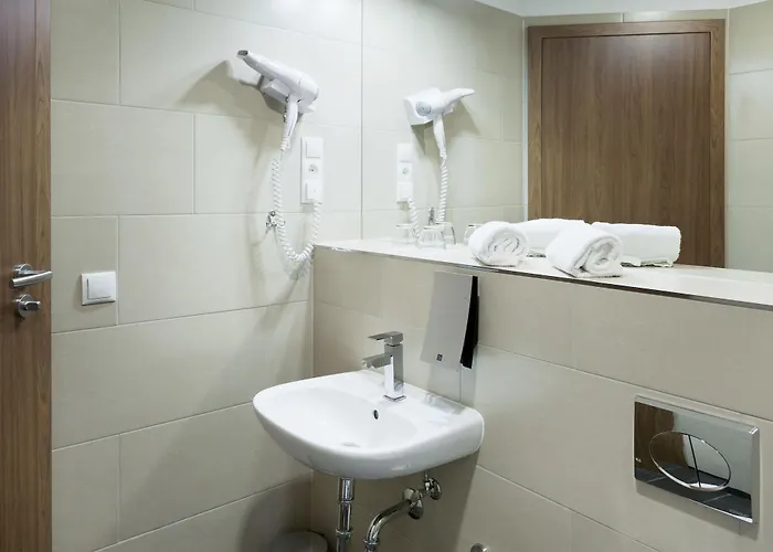 Hotel Berlin-adlershof 3*